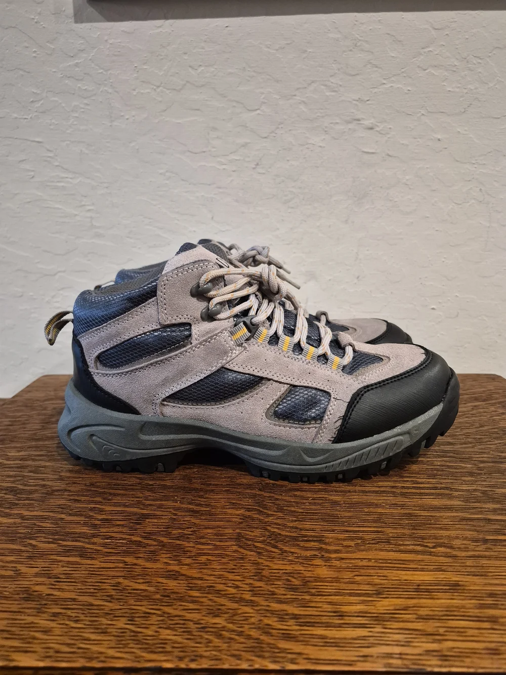 Denali Clearwater Athletic Trailing/Hiking Boots Women's Size 9